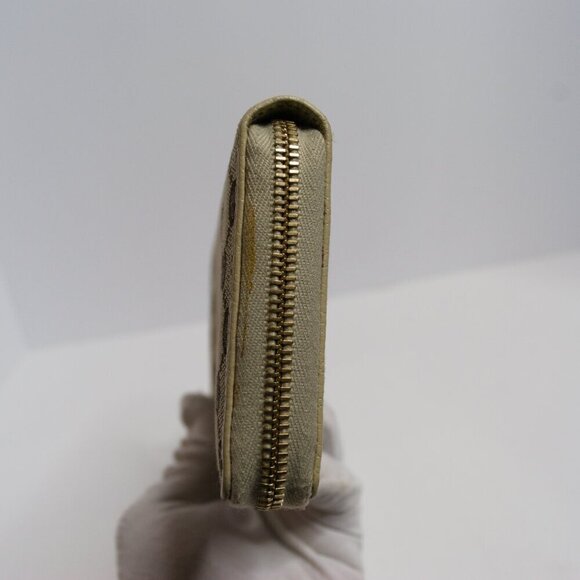 🤎GUCCI GG Beige/Off White Monogram Metal Bar Zip Around Long Wallet | PRELOVED! - Picture 6 of 16
